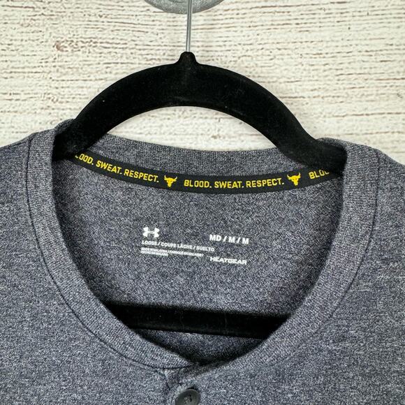 Under Armour Project Rock Men's Charcoal 3/4 Sleeve Henley Tee Size Medium - Picture 4 of 7